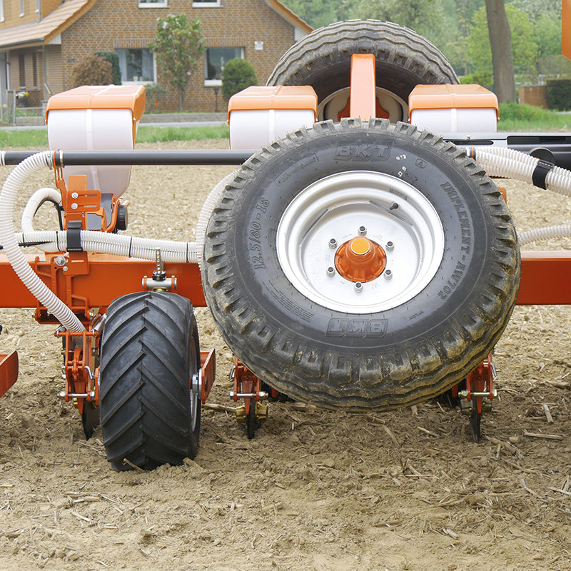 Kubota PP1001S Spring Seeder