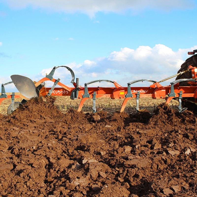 Kubota CM1005V Plow