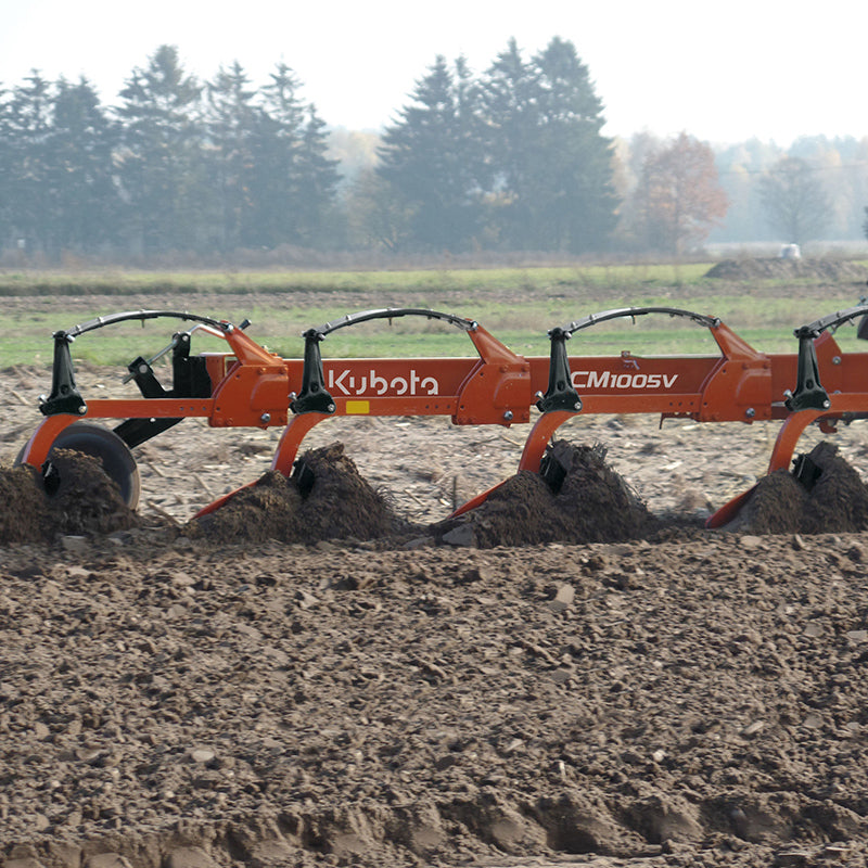 Kubota CM1005V Plow