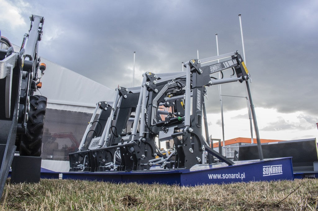 ŁC SNR 20/20L FRONT LOADER